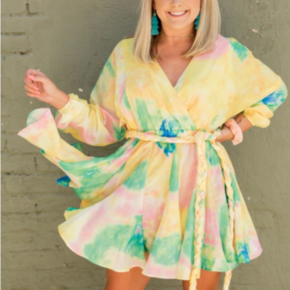 L’atiste size Medium yellow watercolor tie dress